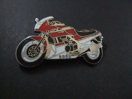 Kawasaki GPZ500, sportieve motor jaren 90 rood